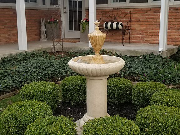 2nd image of 4340 Crestknoll Dr