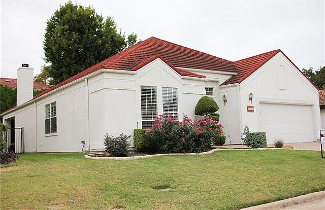 1st image of 3017 Bayside Dr