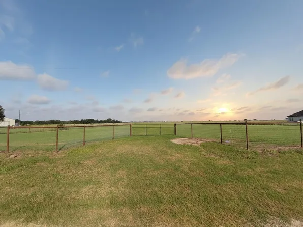 4622 County Road 429, Rockdale, TX 76567