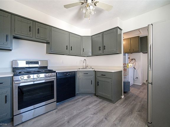 5th image of 24320 Laing Rd