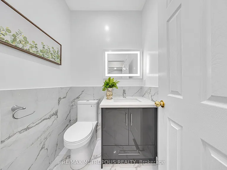 10 Snowcreek St — Photo 33
