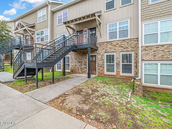 3rd image of 3918 Cherokee Woods Way APT 104
