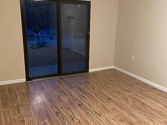 5th image of 5155 Crystal Dr