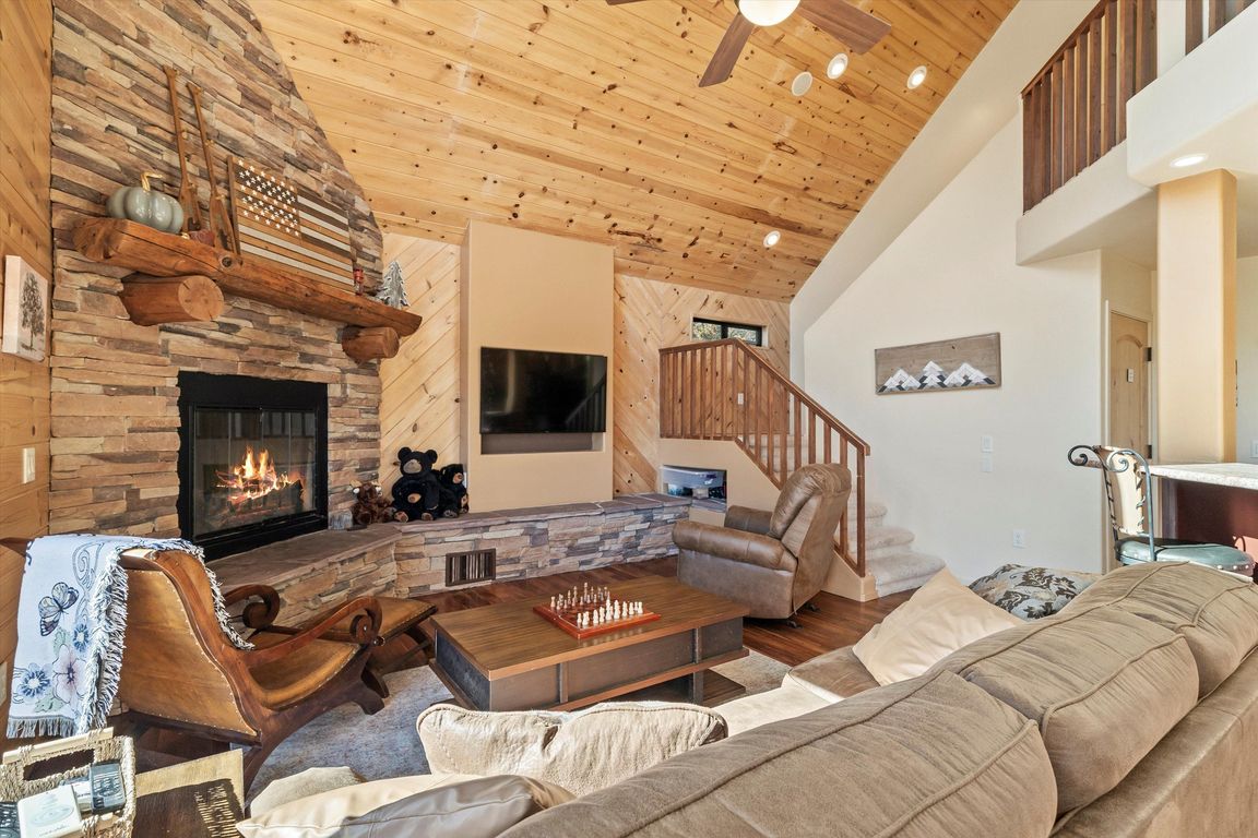 next background image