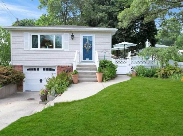 177 Magua Street, Ronkonkoma, NY 11779