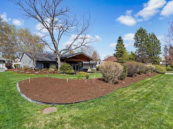 2nd image of 3121 E Tara Dr