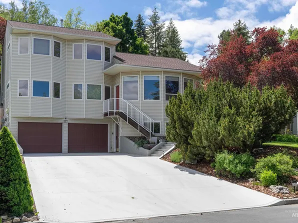 567 Northwood Dr, Moscow, ID 83843