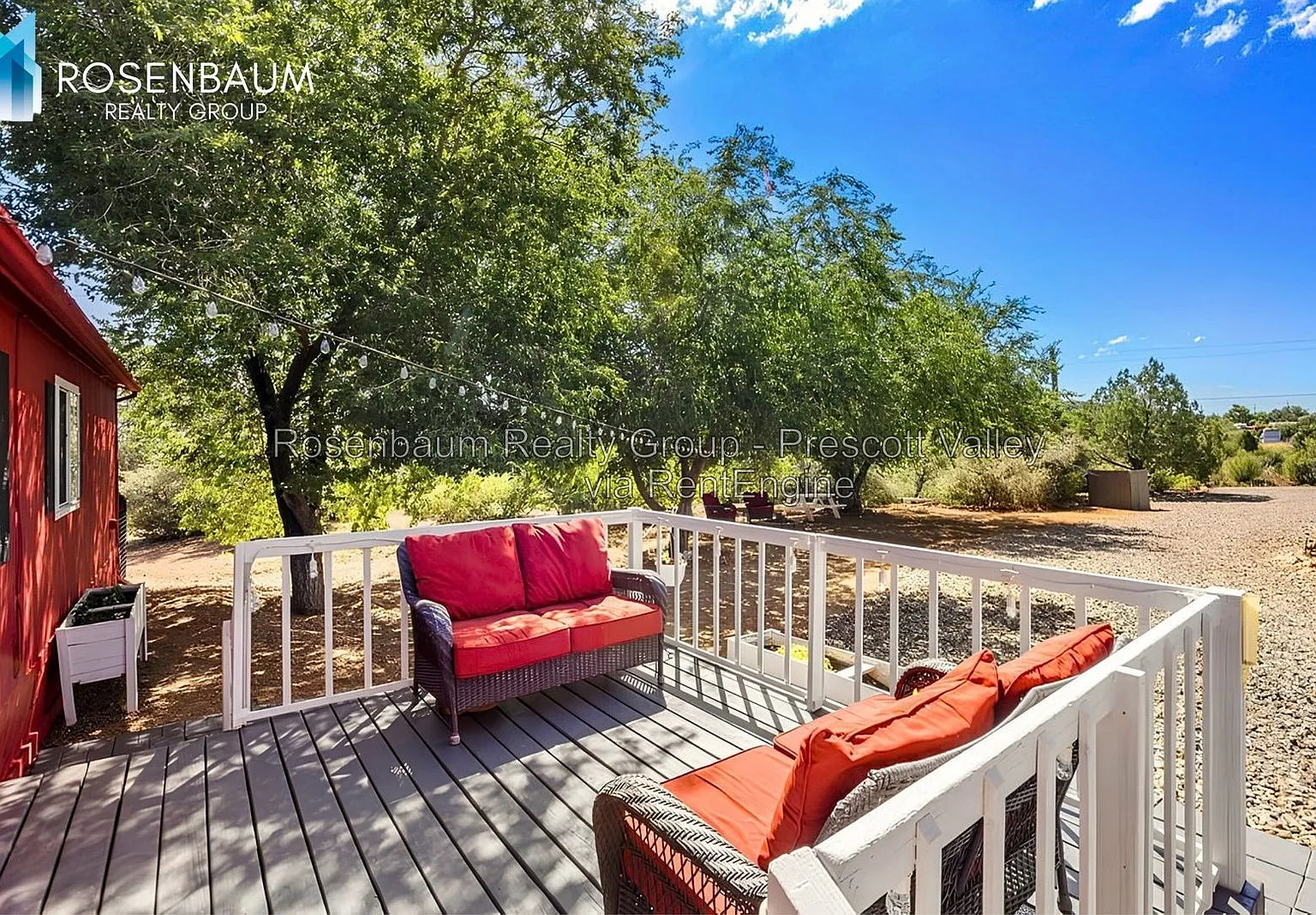 3 bed, 2.0 bath, 1426 sqft, $1,800 — Photo 2
