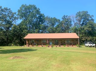 69 Pittman Rd, Moselle, MS 39459
