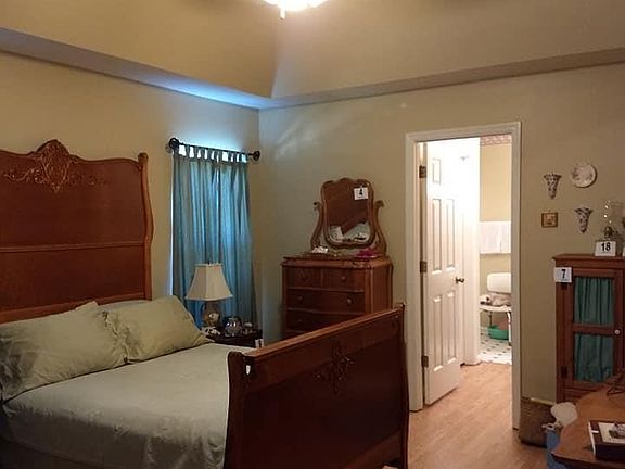 5th image of 710 Silver Springs Dr