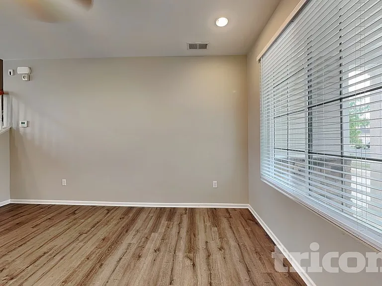 20681 Randolph Pl — Photo 2