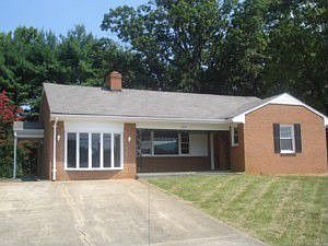 1st image of 1019 Sheffield Dr