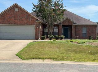 4535 Fugitt St, Conway, AR 72034