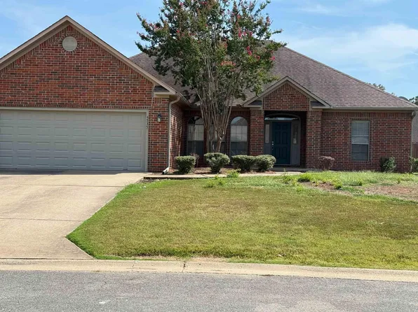 4535 Fugitt St, Conway, AR 72034