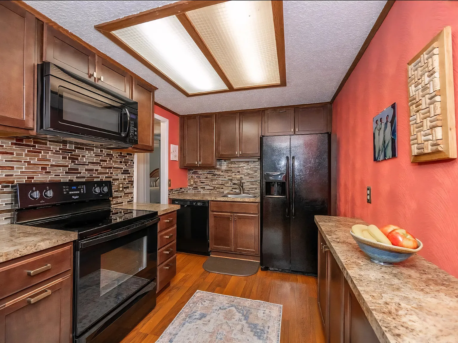 2 bed, 864 sqft, $1,450 — Photo 2