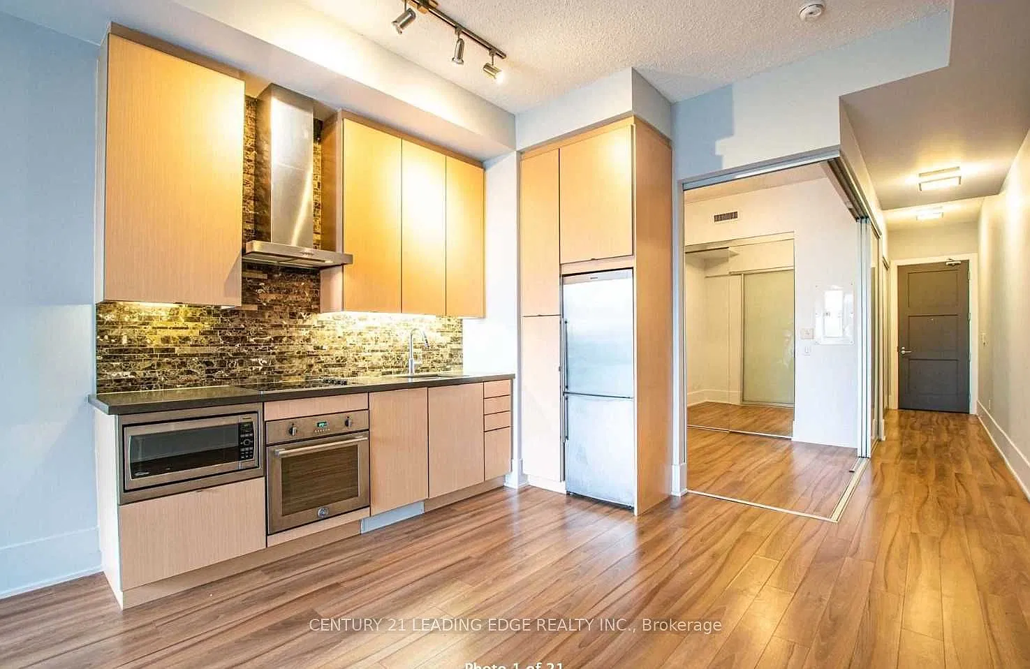 1 bed, $2,600 — Photo 1