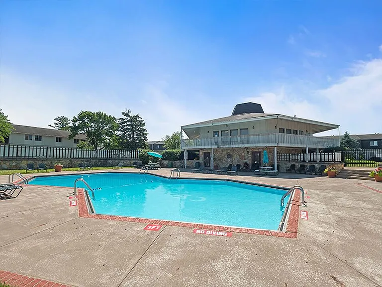 Sparkling Swimming Pool!