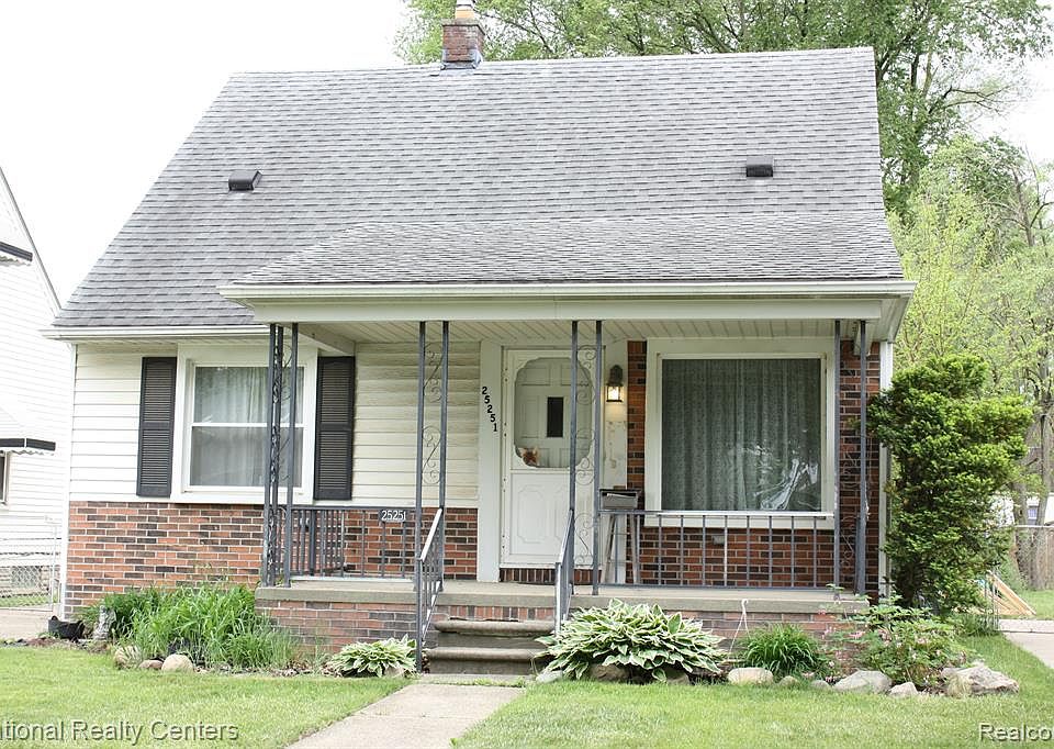 25251 Colgate St, Dearborn Heights, MI 48125 Zillow