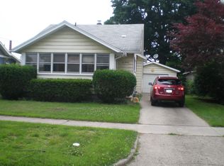 1020 Maple Row, Elkhart, IN 46514