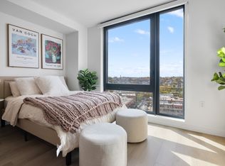 72-01 Queens Blvd #909, Woodside, NY 11377