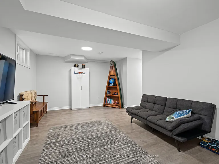 2803 Saint Stephens St — Photo 39