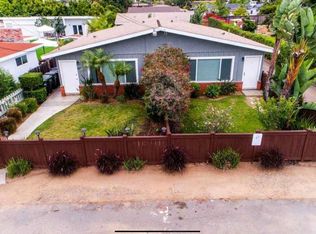 1095 Regal Rd, Encinitas, CA 92024