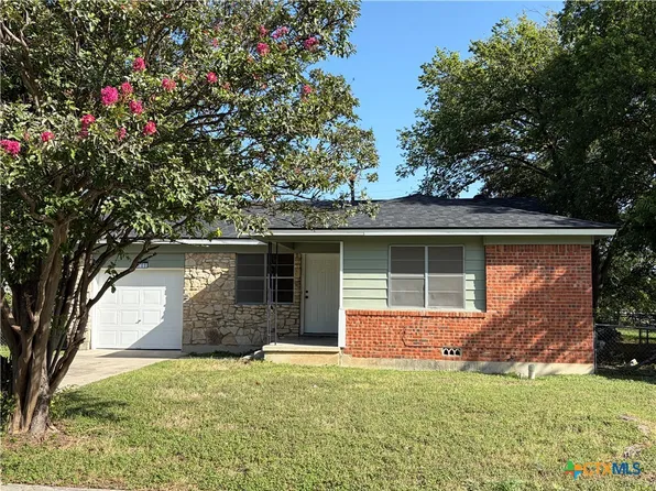 706 W Ave E, Copperas Cove, TX 76522