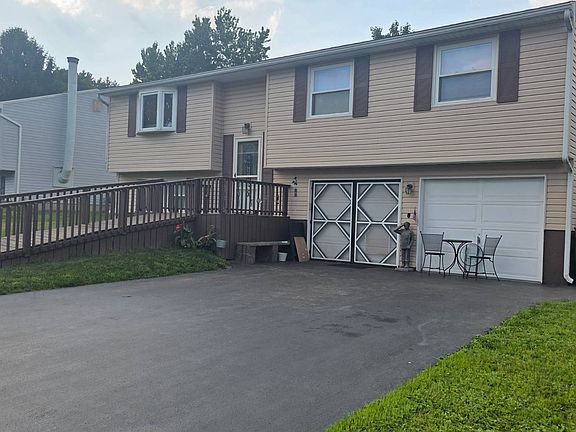 5th image of 3726 Snowdrop Rd