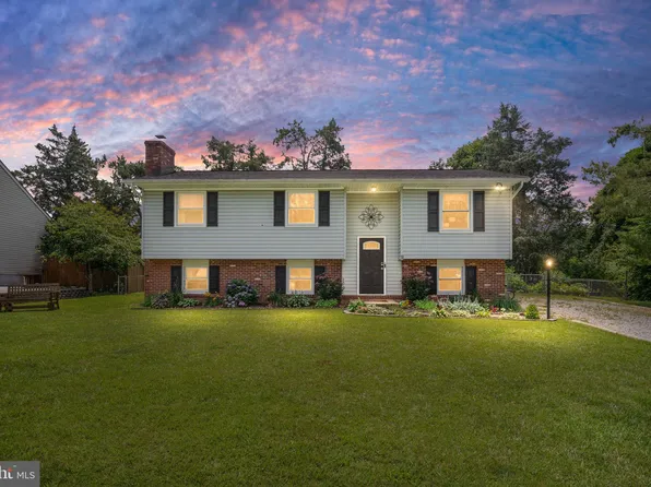 9 Wickham Ct, Fredericksburg, VA 22405