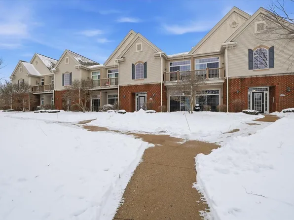 W206N16731 Blackberry CIRCLE #1526, Jackson, WI 53037