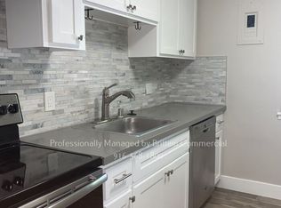 2713 T St APT 10, Sacramento, CA 95816