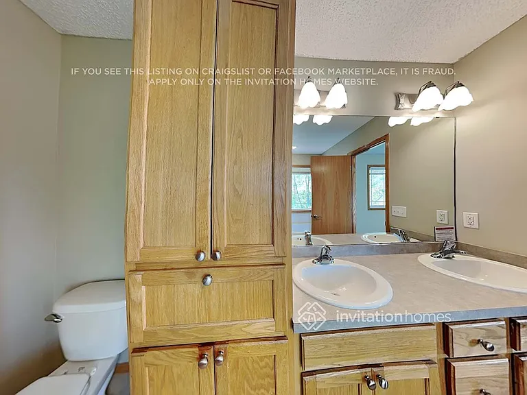 828 Bridle Creek Dr — Photo 19