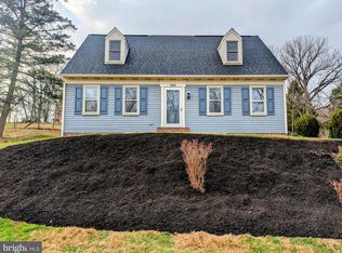 520 Pitney Rd, Columbia, PA 17512