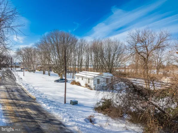 346 Oregon Rd, Stevensville, MD 21666