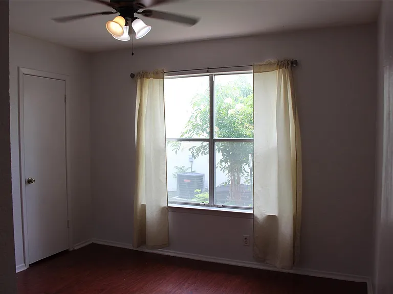 9603 Nightjar Dr — Photo 11