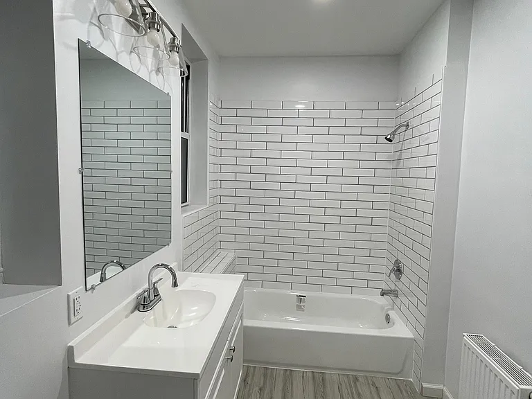 410 5th St #3 — Photo 5