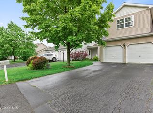 15 Brook St, Rensselaer, NY 12144