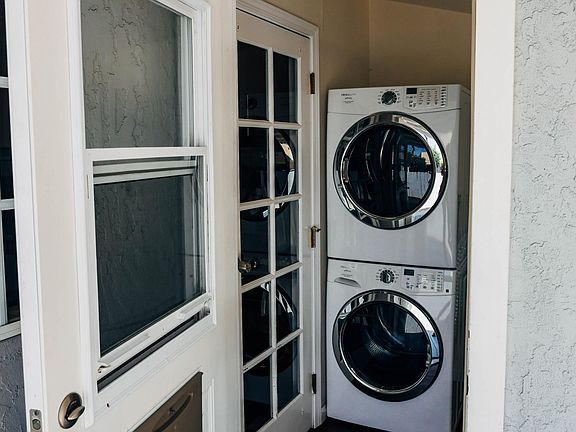 Stacked washer & dryer