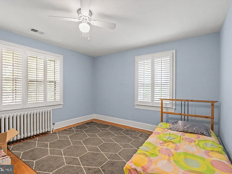 4613 Langdrum Ln — Photo 17