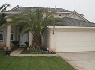 2208 E Kenosha Ave, Fresno, CA 93720