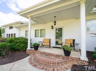 201 Lynwood Ln, Raleigh, NC 27609