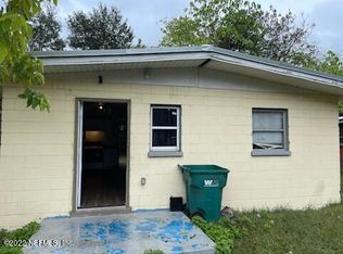 531 S 9th St, Macclenny, FL 32063