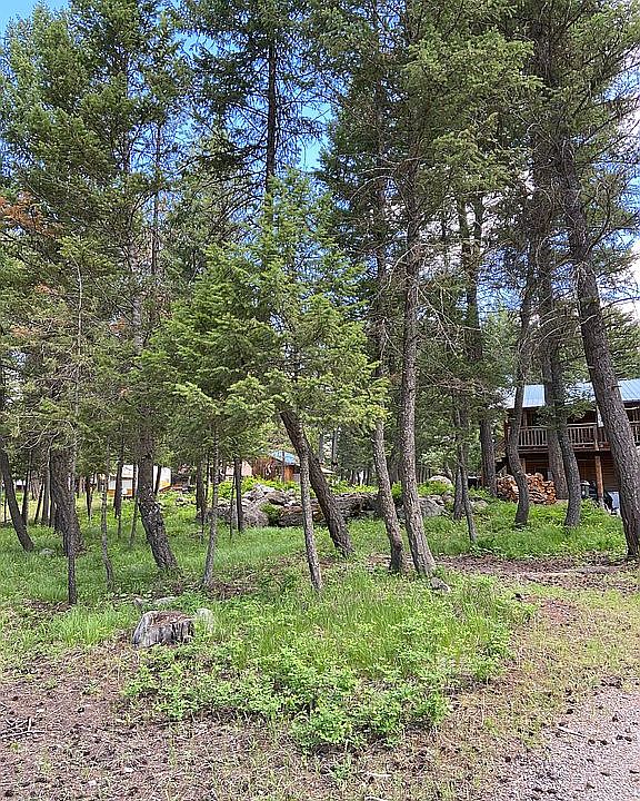 2nd image of 1165 E Mountain Meadow Rd