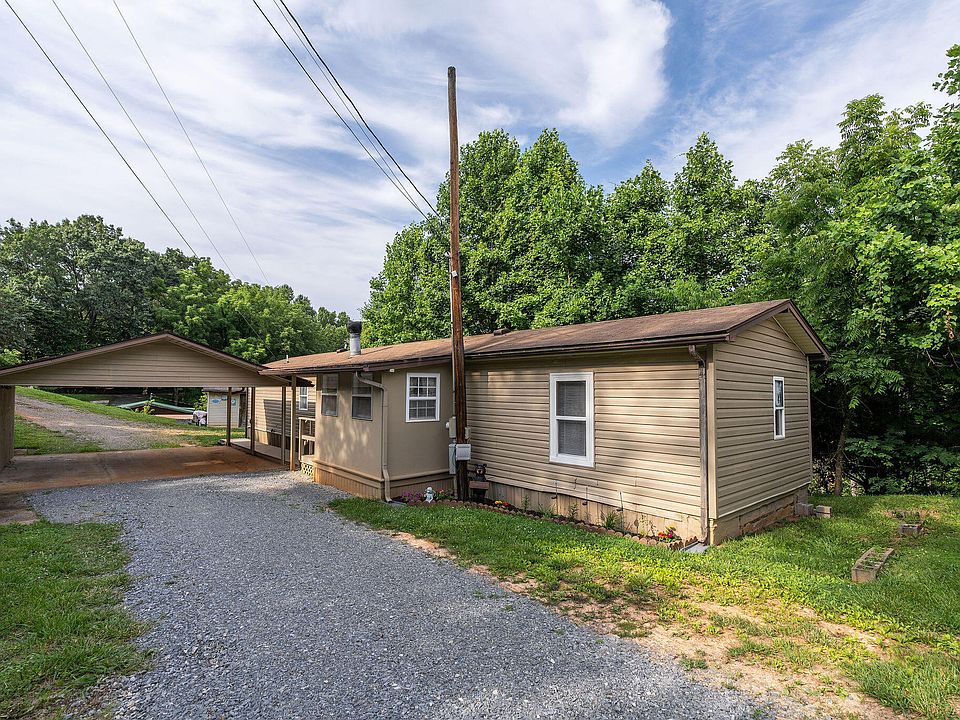 238 Roosevelt Ave Elizabethton Tn 37643 Zillow