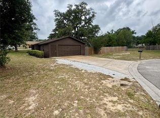 610 King Henry Ct, Seffner, FL 33584