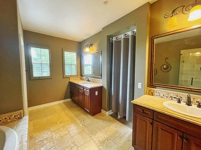 8403 Christopher Ridge Ter — Photo 13