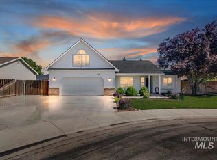 358 W Mule Ct, Kuna, ID 83634