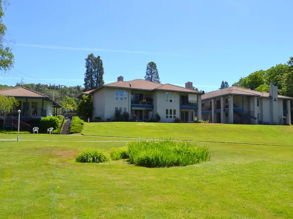 815 Pine St APT 23, Rogue River, OR 97537