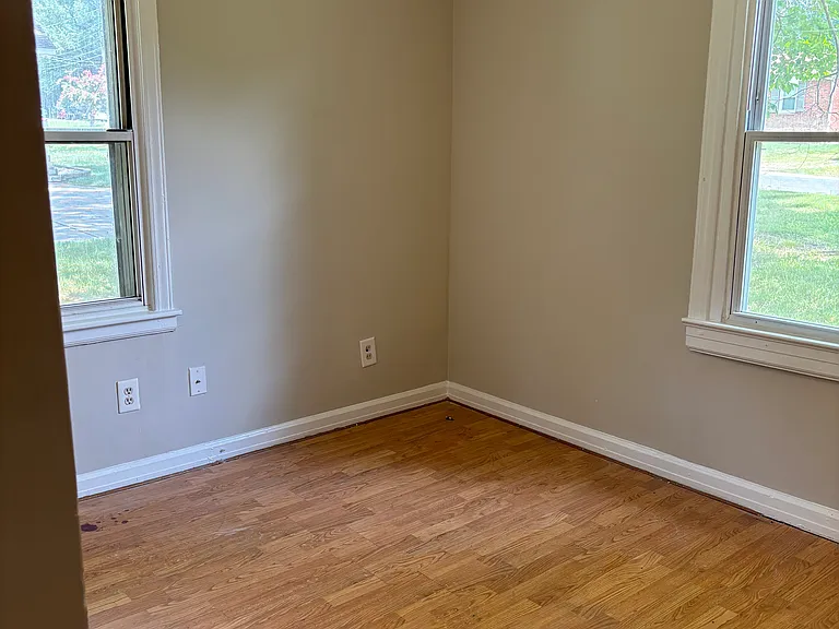 337 Wellingford St — Photo 8