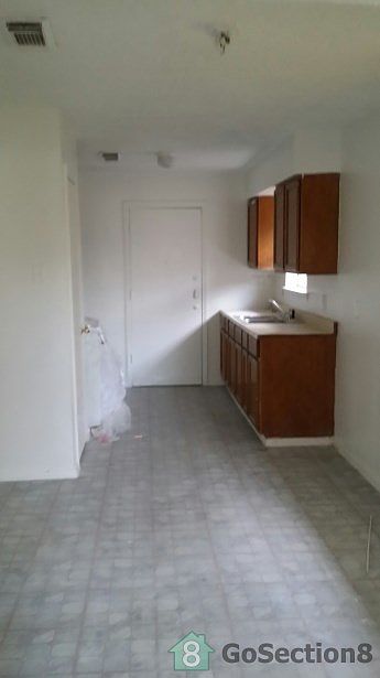 2nd image of 3510 Mount Pleasant St APT B
